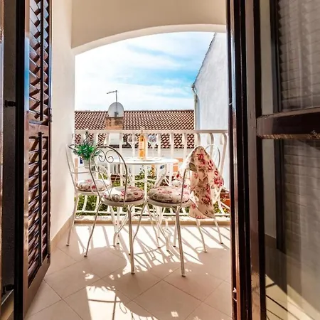 Apartment Branka - 50 M From Beach *