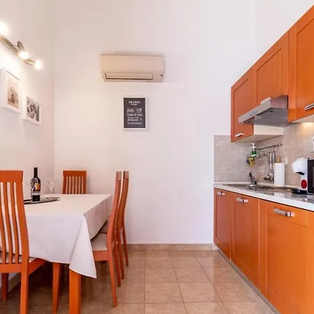 Apartment Branka - 50 M From Beach